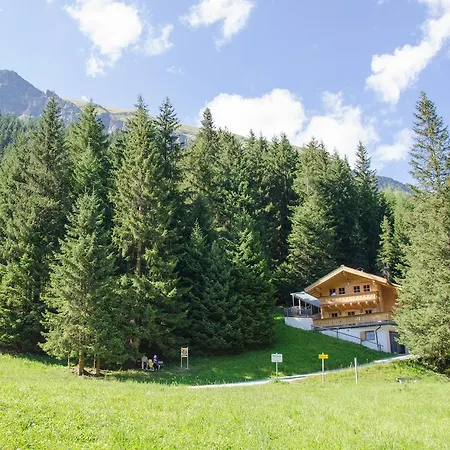 Family Lodge Maximilian-3